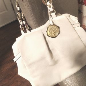 Vince Camunto shoulder bag